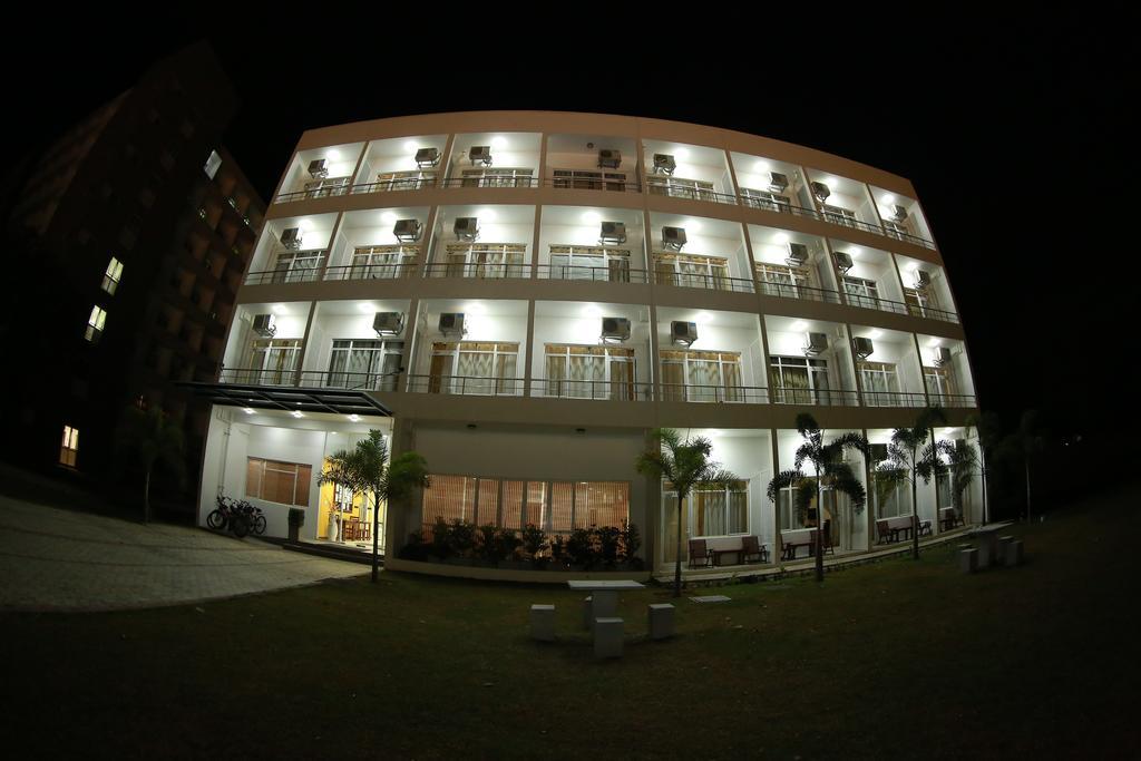 Kdu Hotel Boralesgamuwa Exterior photo